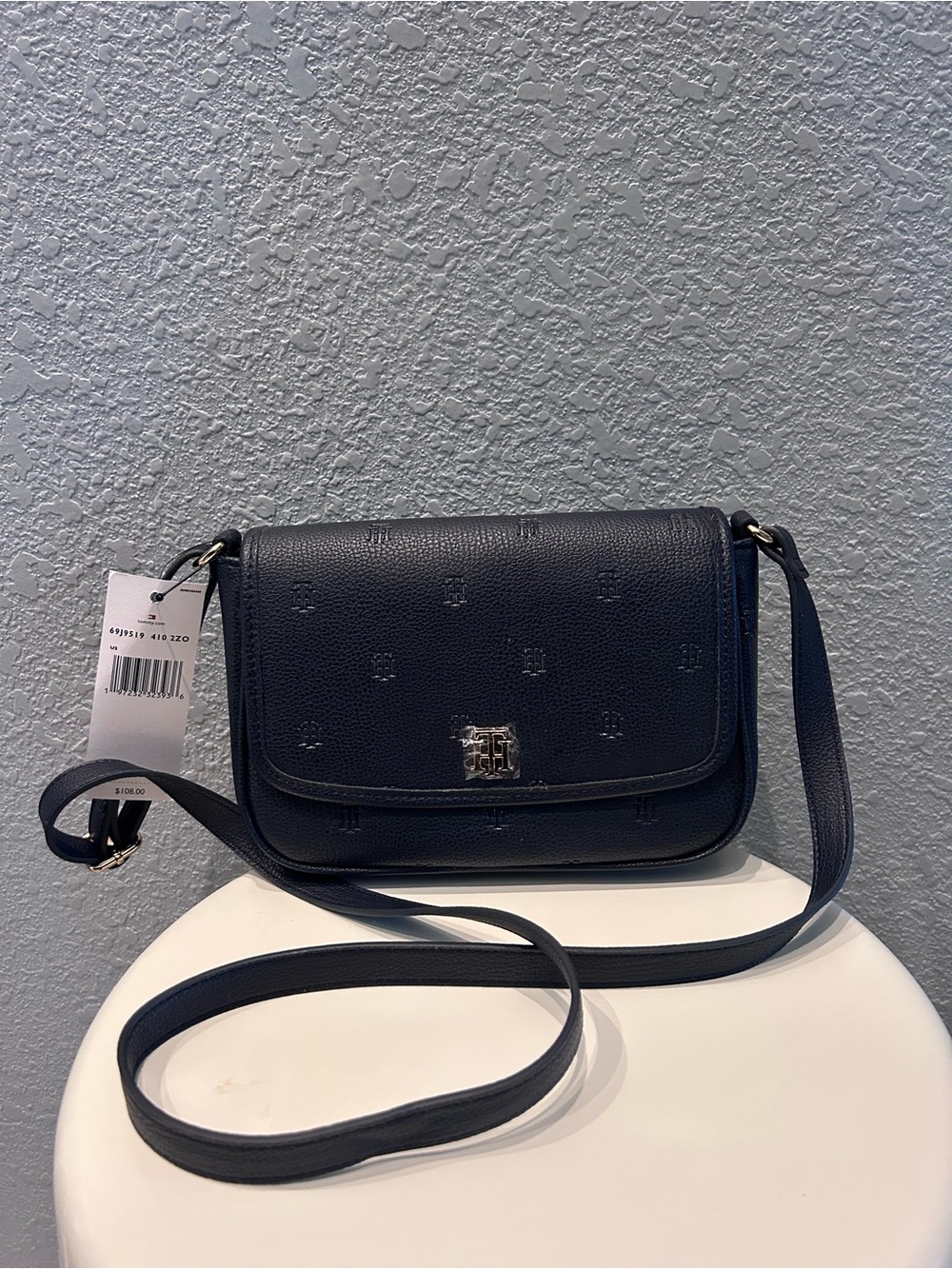 Tommy Hilfiger Crossbody Bag